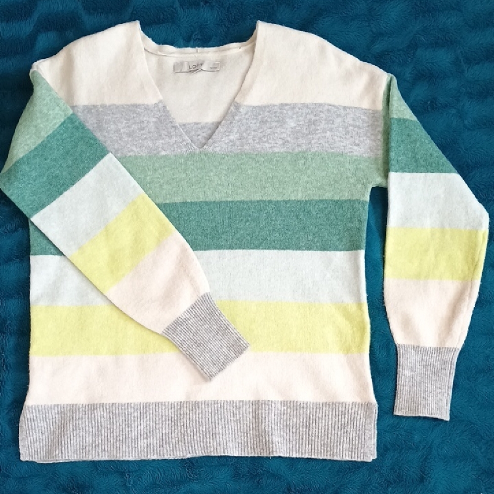 LOFT V- Neck Sweater, Bold Stripes, Size M